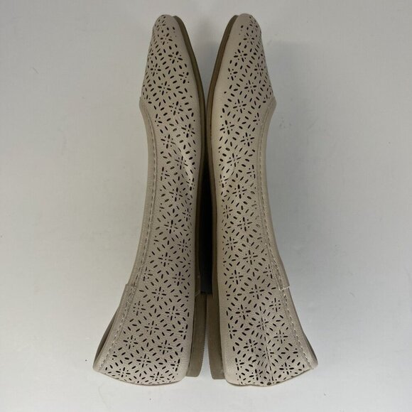 Arizona Jean Co Cutout Beige Flats Womens S Size 7 Slip-On Ballet Style Shoes - Picture 6 of 8
